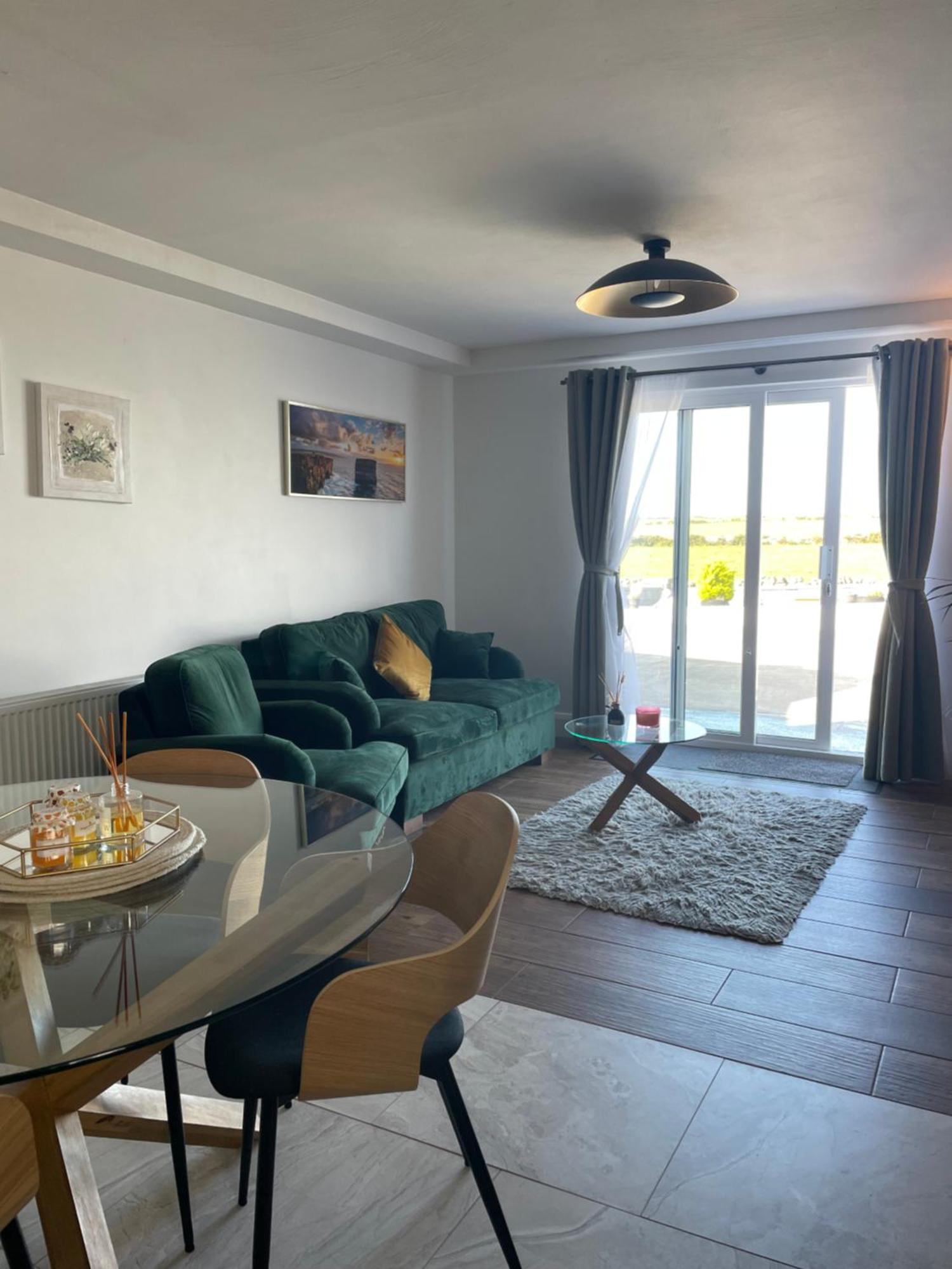 The Meadows Hideaway Apartment ดูลิน ภายนอก รูปภาพ